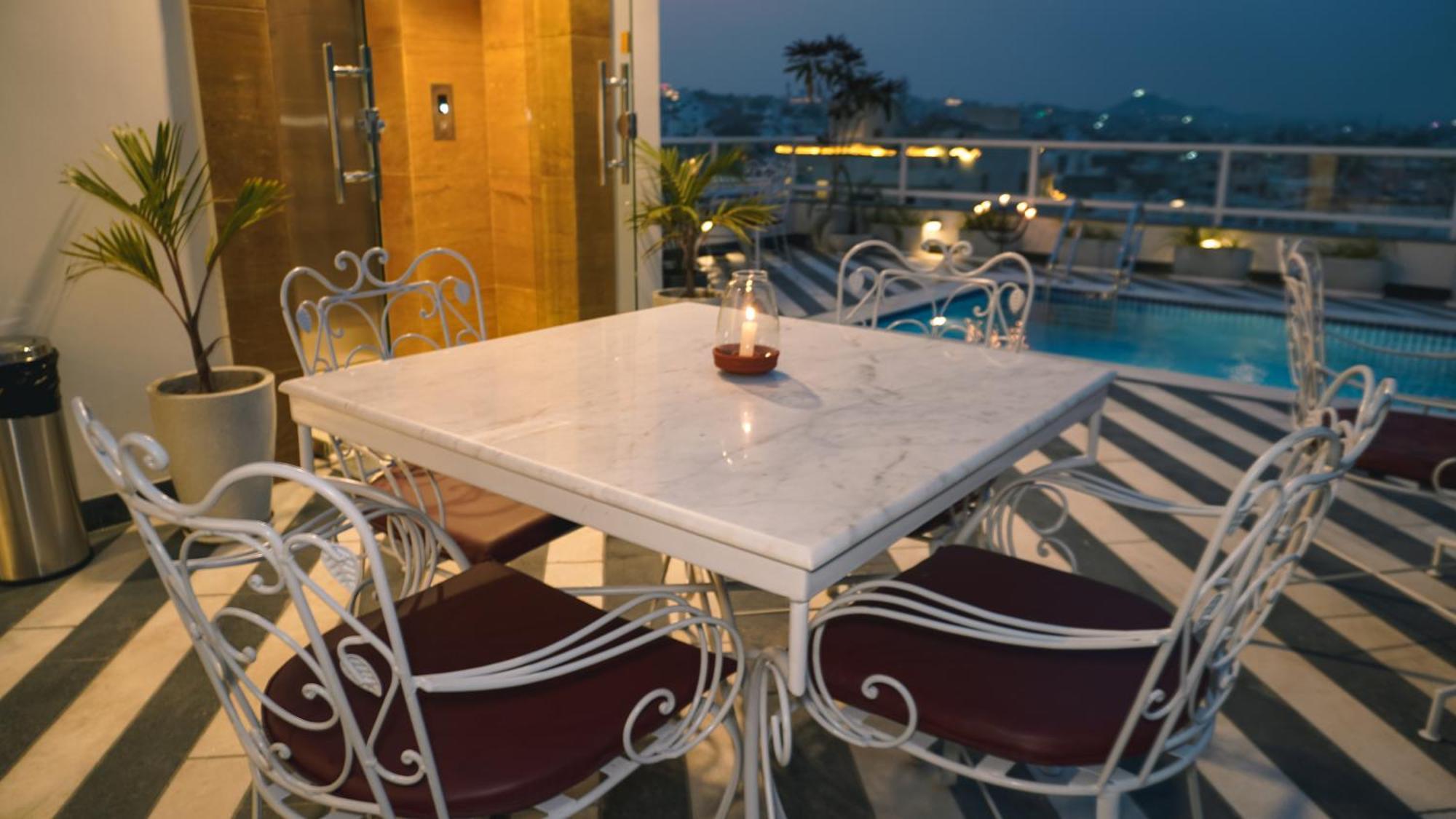 Hotel Naren Villa Udajpur Exteriér fotografie